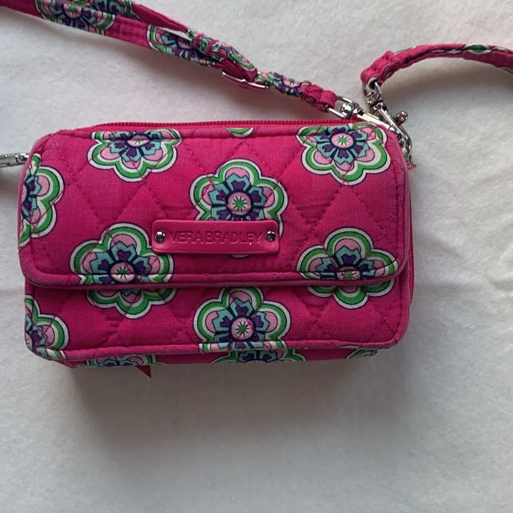 Vera Bradley Wallet with Wristlet &‎ Crossbody Straps - Picture 2 of 8